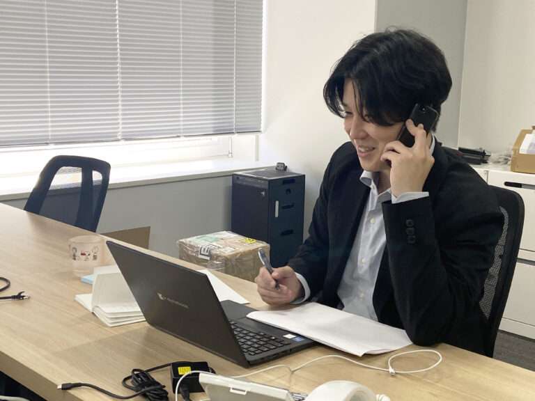 327B763F-3B11-44C6-8FDA-D48C3FF5EE51